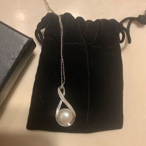 Pearl and Diamond swirl pendant necklace